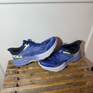 HOKA Speedgoat 5. Women’s outdoor running walking, trail hiking Shoes Casual 7.5